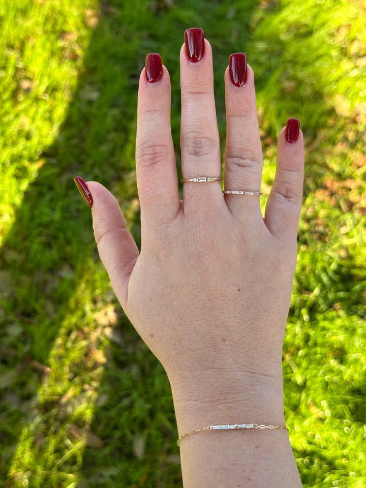 Baguette & Round Diamond Trio Ring