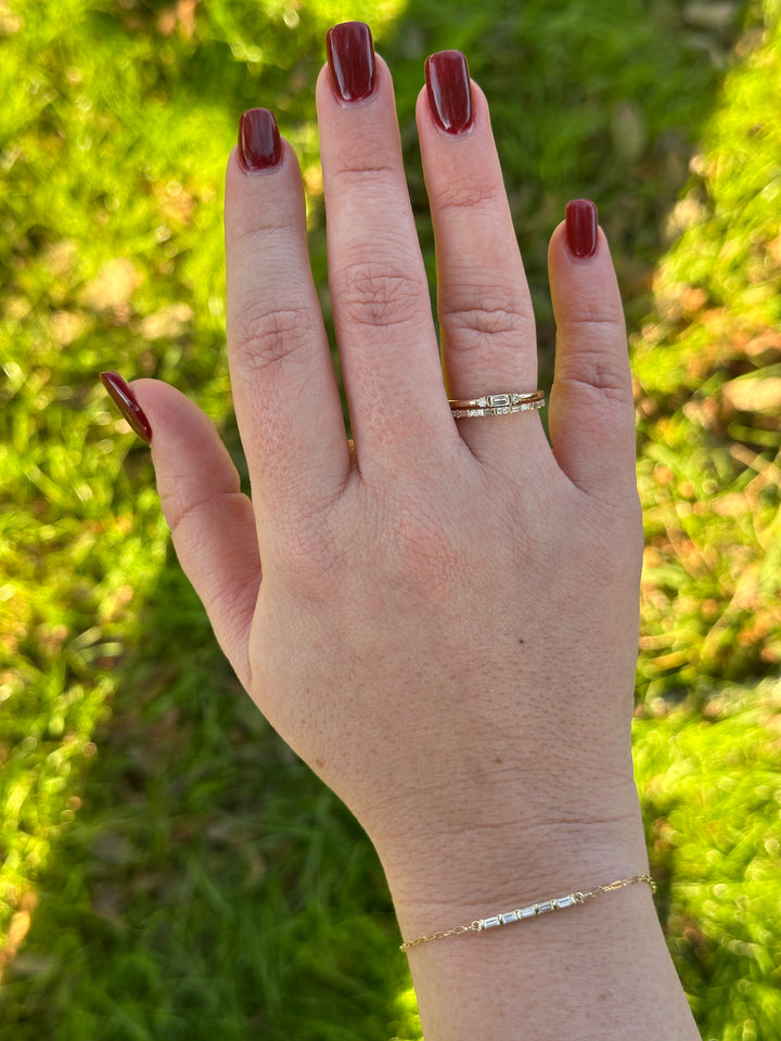 Baguette & Round Diamond Trio Ring