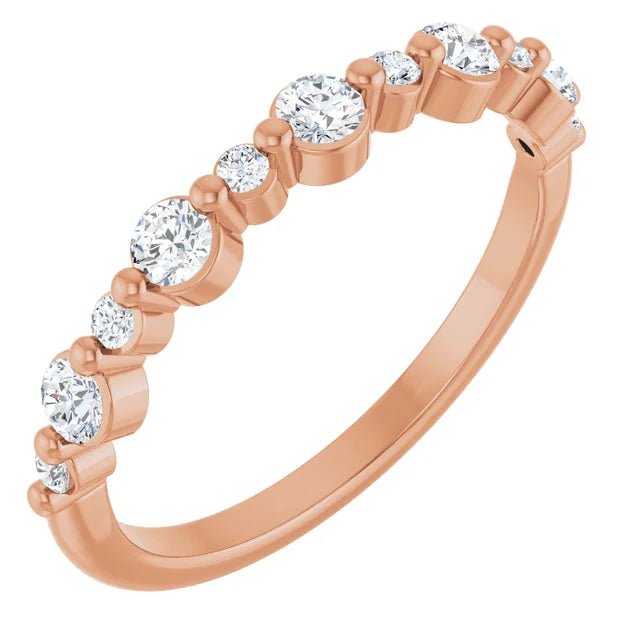 Alternating Round Diamond Ring