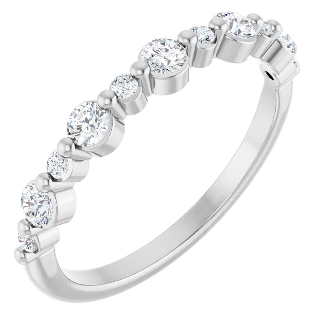 Alternating Round Diamond Ring