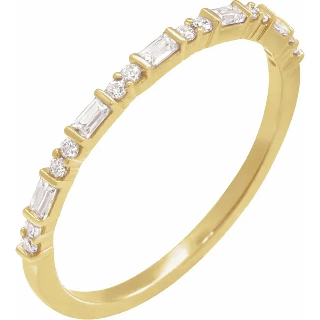 Alternating Baguette & Round DIamond Ring